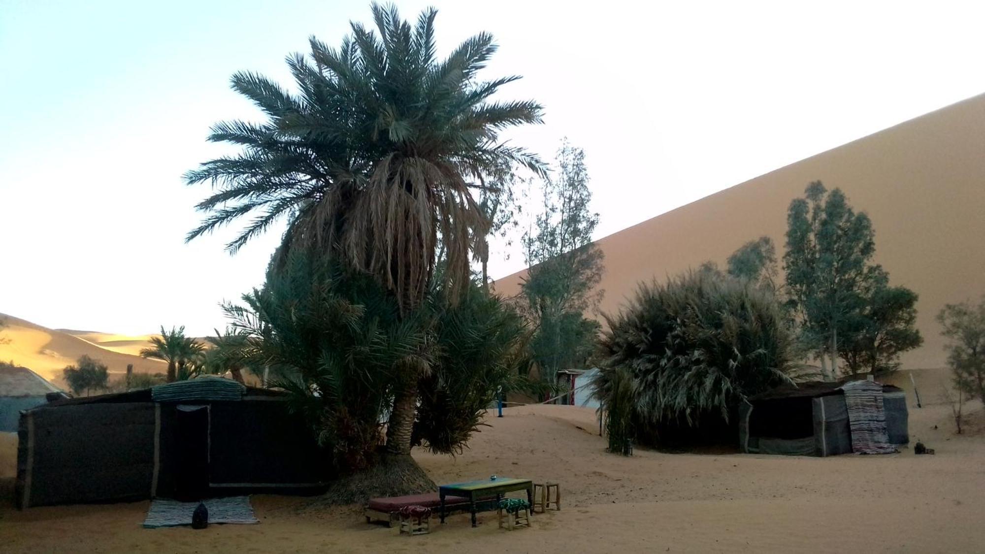 Obira Oasis Merzouga Camp Exteriör bild